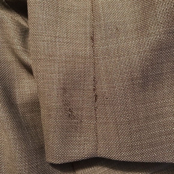 Michael Kors Italian Suit - Picture 8 of 17